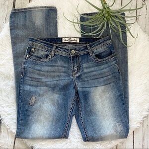 𝅺true Freedom distressed faded boot cut jeans size 9
